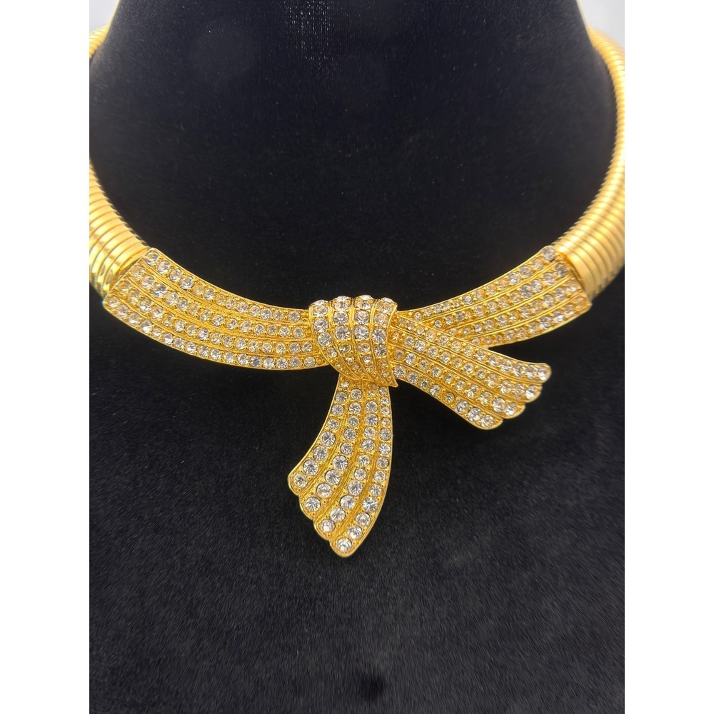 Monet Vintage Gold Tone Omega Pave Rhinestone Bow Collar 80s Statement Necklace - Picture 3 of 13